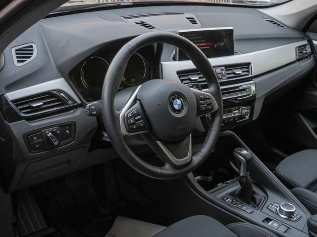 BMW  xDrive 25e Advantage KAMERA NAVI ACC LED